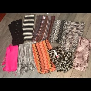 Lots of scarfs excellent like new